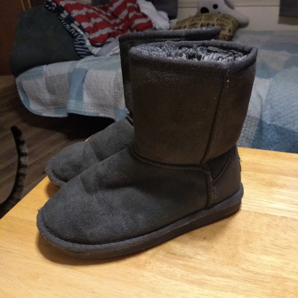 Girls Shoes Sizes 12/13 and 1! Great condition! - Picture 10 of 14